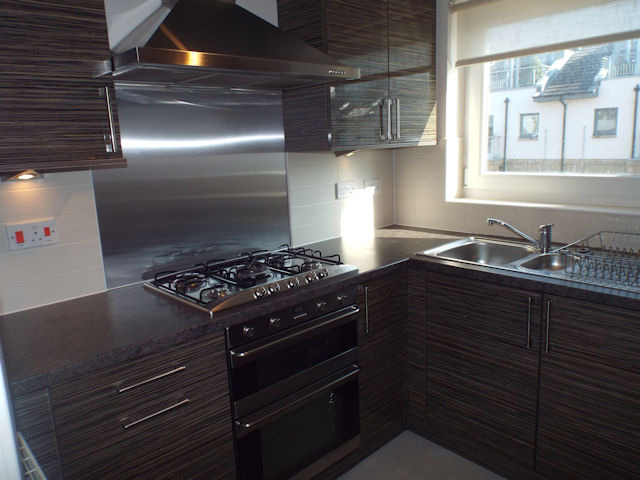 Image of 2 bedroom Flat to rent in Motherwell Road Newarthill Motherwell ML1 at Motherwell North Lanarkshire North Lanarkshire, ML1 3FX