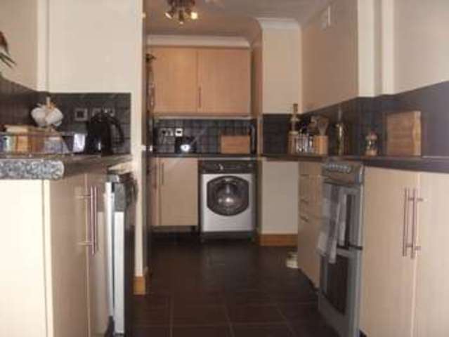  Image of 2 bedroom Terraced house to rent in Lindsay Street Kettering NN16 at Kettering  Northamptonshire, NN16 8RG