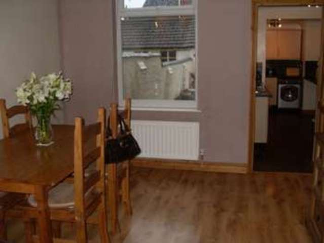  Image of 2 bedroom Terraced house to rent in Lindsay Street Kettering NN16 at Kettering  Northamptonshire, NN16 8RG