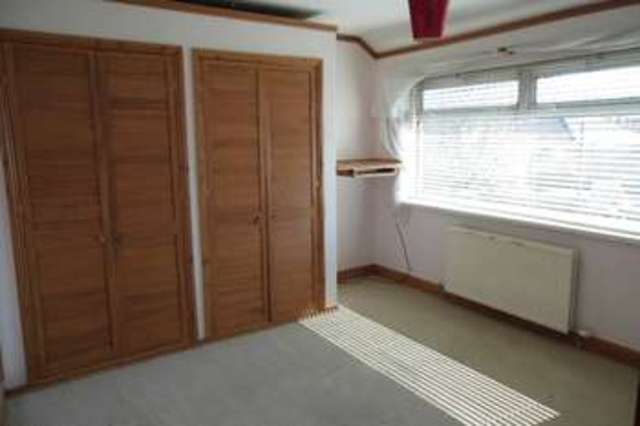 Image of 3 bedroom Semi-Detached house for sale in Llewellyn Road Penllergaer Swansea SA4 at Penllergaer Abertawe Swansea, SA4 9BH