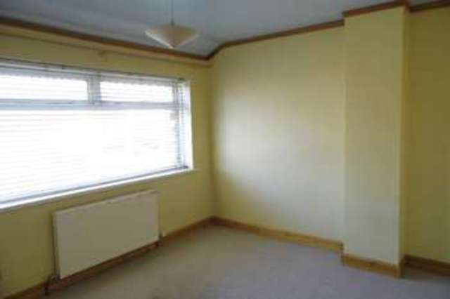  Image of 3 bedroom Semi-Detached house for sale in Llewellyn Road Penllergaer Swansea SA4 at Penllergaer Abertawe Swansea, SA4 9BH
