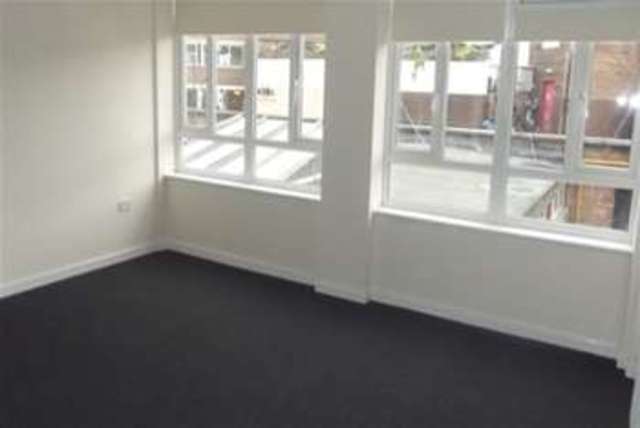  Image of 1 bedroom Flat to rent in London Road Southampton SO15 at Southampton, SO15 2AB