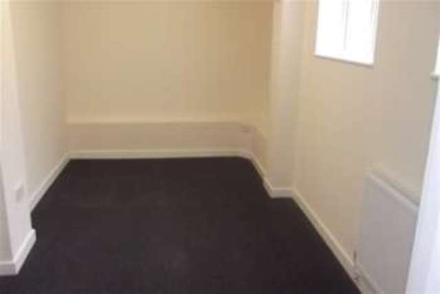  Image of 2 bedroom Flat to rent in London Road Southampton SO15 at Southampton, SO15 2AB