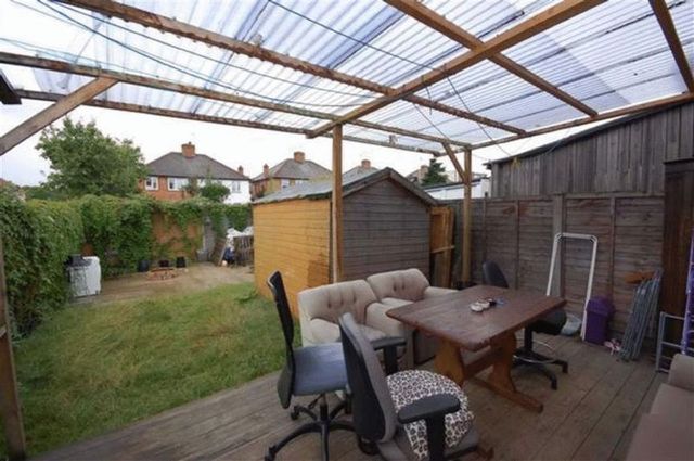  Image of 3 bedroom Detached house for sale in Longley Avenue Wembley HA0 at Longley Avenue Array Alperton, HA0 1NG