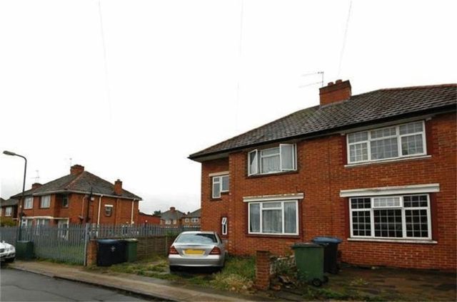  Image of 3 bedroom Detached house for sale in Longley Avenue Wembley HA0 at Longley Avenue Array Alperton, HA0 1NG