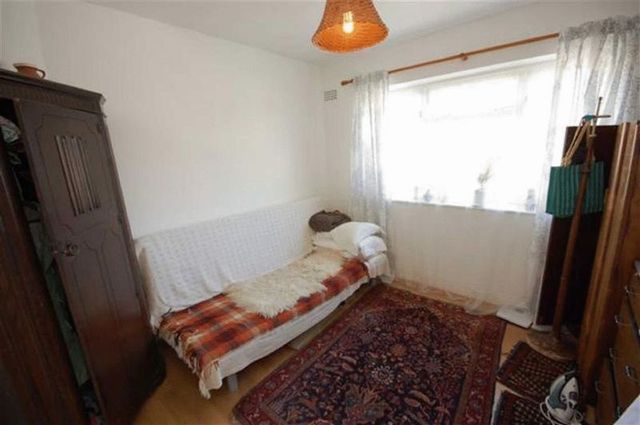  Image of 3 bedroom Detached house for sale in Longley Avenue Wembley HA0 at Longley Avenue Array Alperton, HA0 1NG