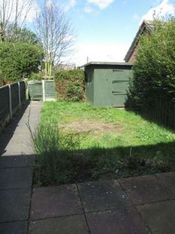  Image of 2 bedroom Town House to rent in Lower Heath Avenue Congleton CW12 at Lower Heath Avenue  Congleton, CW12 2HJ