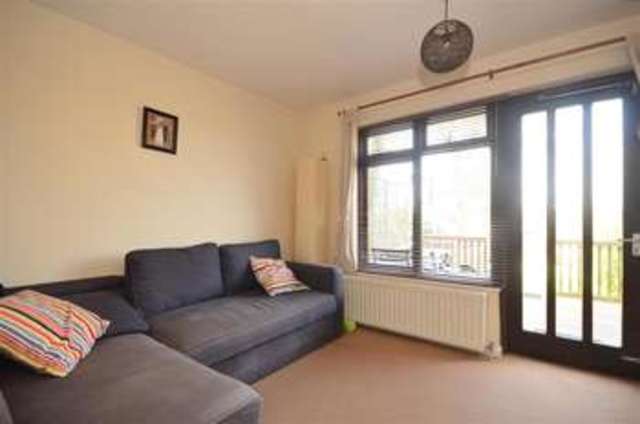  Image of 2 bedroom Terraced house for sale in Lynscott Way South Croydon CR2 at South Croydon Surrey South Croydon, CR2 6BU