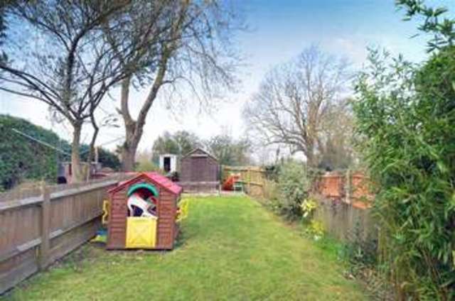  Image of 2 bedroom Terraced house for sale in Lynscott Way South Croydon CR2 at South Croydon Surrey South Croydon, CR2 6BU