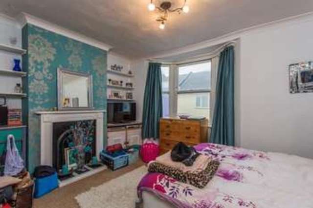  Image of 2 bedroom Terraced house for sale in Lynton Street Brighton BN2 at Lynton Street  Brighton, BN2 9XR