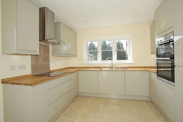  Image of 4 bedroom Detached house for sale in Henfield Road Albourne Hassocks BN6 at Henfield Road  Albourne, BN6 9DB