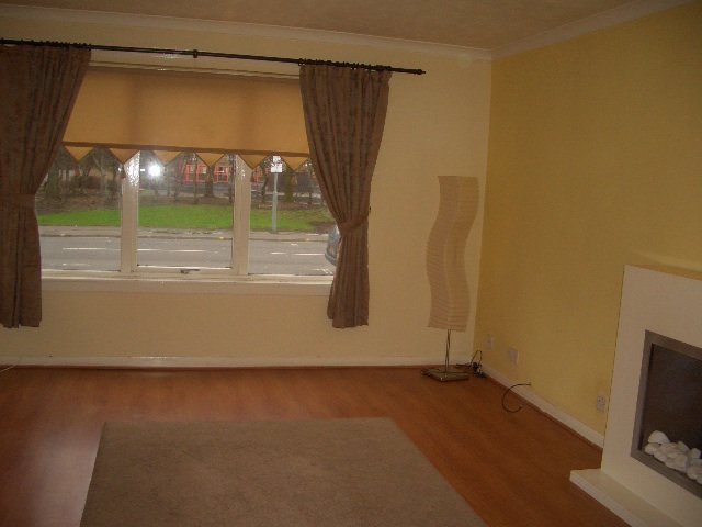  Image of 2 bedroom Flat to rent in Main Street Glasgow G40 at Dalmarnock Glasgow Glasgow, G40 1JU