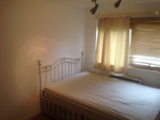  Image of 2 bedroom Flat to rent in Main Street Glasgow G40 at Dalmarnock Glasgow Glasgow, G40 1JU