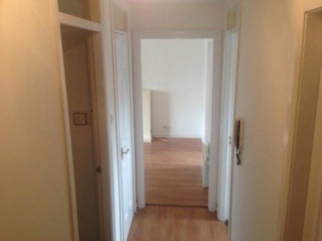  Image of 2 bedroom Flat to rent in Main Street Glasgow G40 at Dalmarnock Glasgow Glasgow, G40 1JU