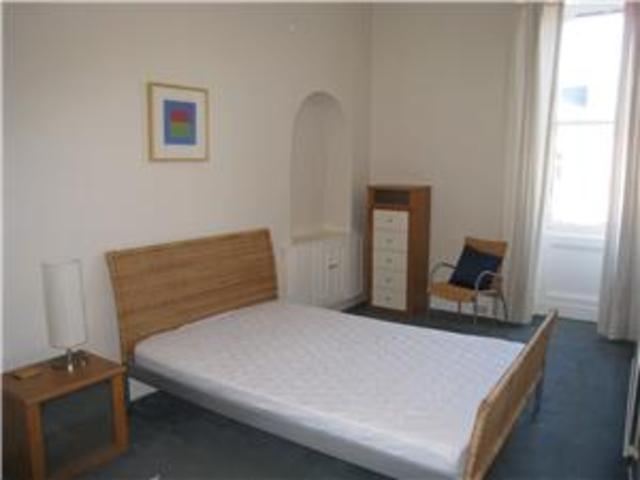  Image of 3 bedroom Flat to rent in Manor Place Edinburgh EH3 at West End Edinburgh Edinburgh, EH3 7EH
