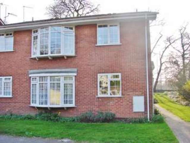  Image of 2 bedroom Flat for sale in Mansfield Road Sherwood Nottingham NG5 at Mansfield Road Mapperley Park Nottingham, NG5 2BQ