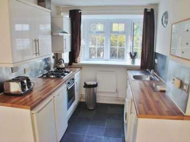  Image of 2 bedroom Flat for sale in Mansfield Road Sherwood Nottingham NG5 at Mansfield Road Mapperley Park Nottingham, NG5 2BQ