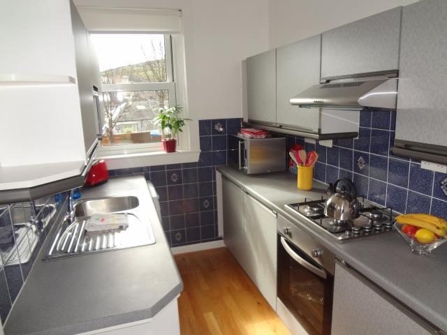  Image of 2 bedroom Flat to rent in Marionville Road Edinburgh EH7 at Lochend Edinburgh Edinburgh, EH7 6BE