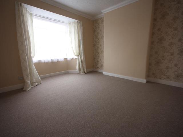  Image of 2 bedroom Semi-Detached house to rent in Maxwell Drive Baillieston Glasgow G69 at Garrowhill Glasgow Glasgow, G69 6RP