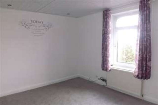  Image of 2 bedroom Flat to rent in Mayfield Road Hamilton ML3 at Hamilton, ML3 9LN