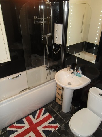  Image of 1 bedroom Flat to rent in Menzies Road Aberdeen AB11 at Torry Aberdeen Aberdeen, AB11 9AJ