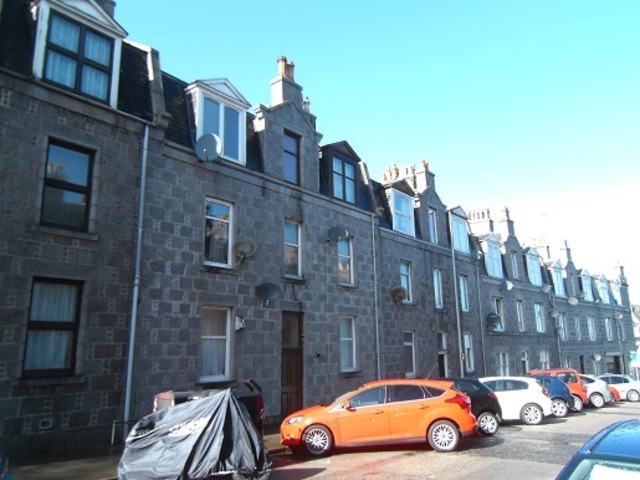  Image of 1 bedroom Flat to rent in Menzies Road Aberdeen AB11 at Torry Aberdeen Aberdeen, AB11 9AJ