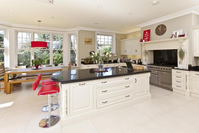  Image of 6 bedroom Detached house to rent in Miles Lane Cobham KT11 at Miles Lane Cobham Cobham, KT11 2EA