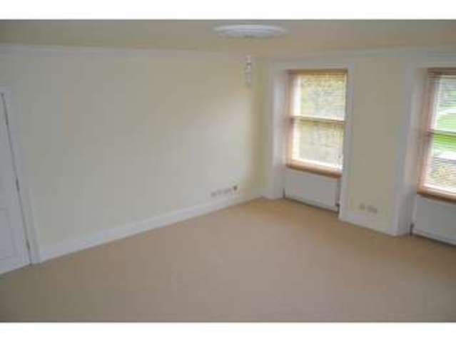  Image of 2 bedroom Apartment to rent in Lambridge Street Bath BA1 at Montague House  Bath, BA1 6RX