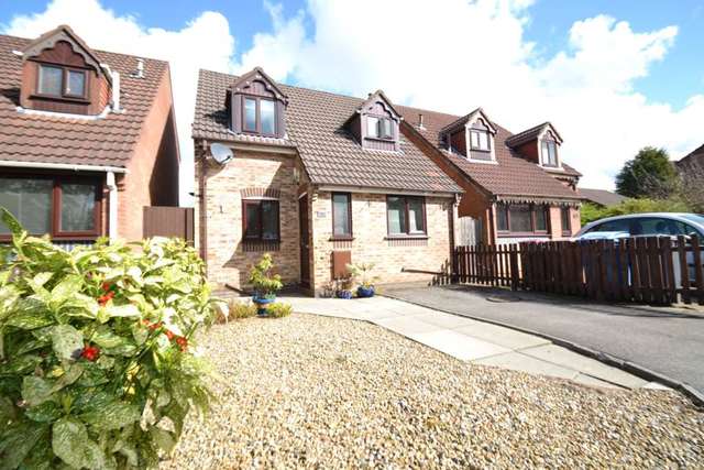  Image of 3 bedroom Detached house for sale in Montondale Eccles Manchester M30 at Montondale  Manchester, M30 8EA