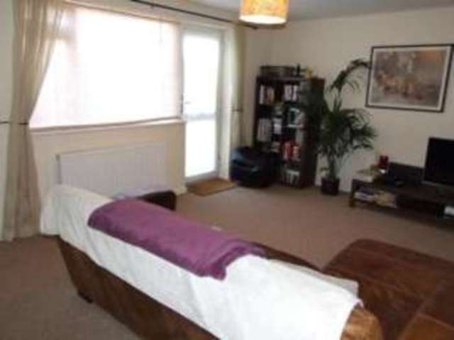  Image of 2 bedroom Maisonette for sale in Moore Close West Bridgford Nottingham NG2 at West Bridgford Nottingham Gamston, NG2 5AY