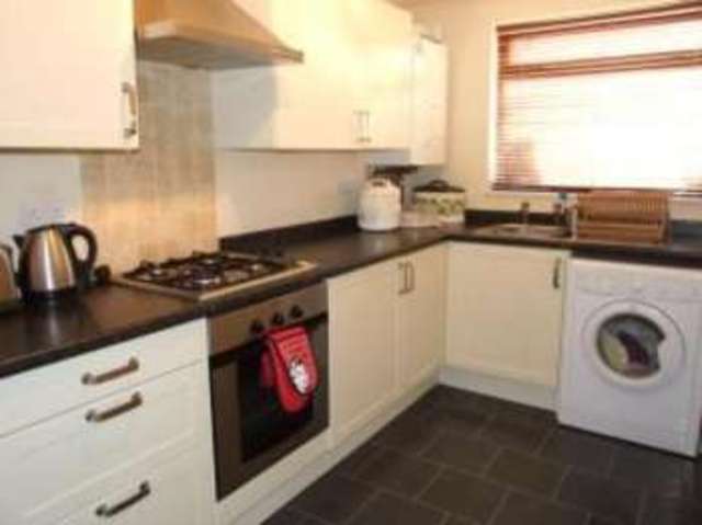 Image of 2 bedroom Maisonette for sale in Moore Close West Bridgford Nottingham NG2 at West Bridgford Nottingham Gamston, NG2 5AY