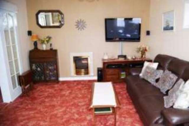  Image of 3 bedroom Bungalow for sale in Manor Road New Milton BH25 at New Milton Hampshire Barton on Sea, BH25 5EL