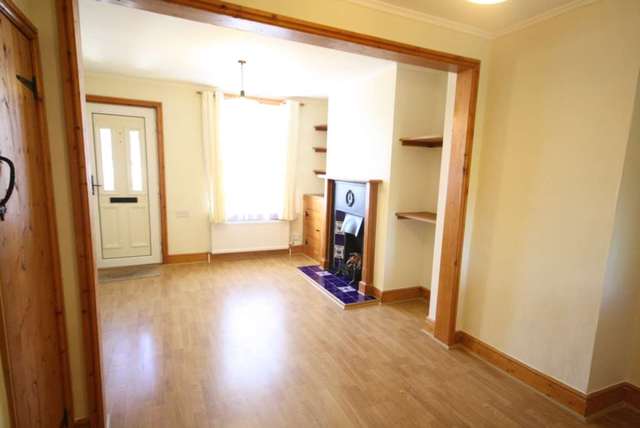  Image of 2 bedroom Cottage to rent in New Street Berkhamsted HP4 at New Street  Berkhamsted, HP4 2EP