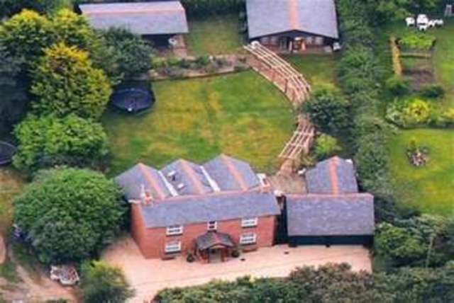  Image of 4 bedroom Detached house to rent in Newbridge Road Cadnam Southampton SO40 at Southampton, SO40 2NX