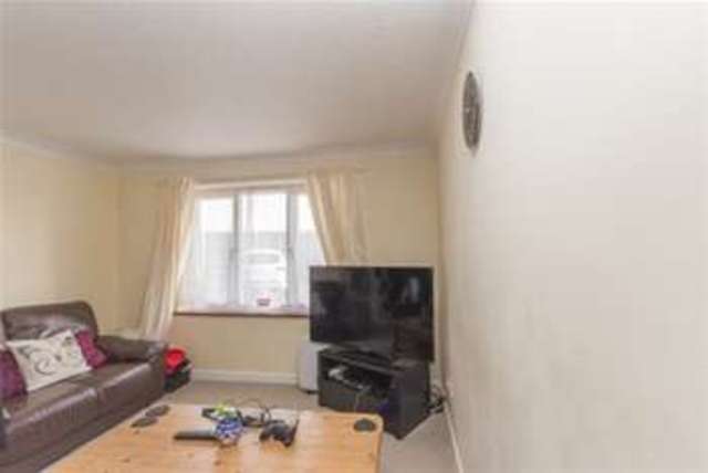  Image of 1 bedroom Property to rent in Bridge Street Newhaven BN9 at Newhaven, BN9 9PJ