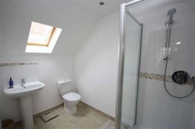  Image of 4 bedroom Detached house for sale in Newlands Road Woodford Green IG8 at Newlands Road  Woodford Green, IG8 0RS