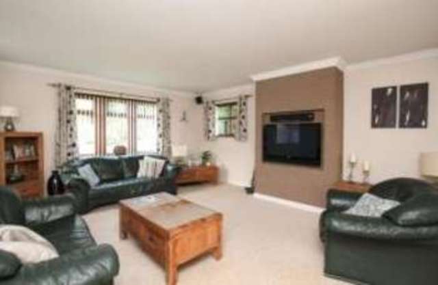  Image of 3 bedroom Bungalow for sale in Norfolk Hill Croft Grenoside Sheffield S35 at Grenoside Sheffield Chapeltown, S35 8SE
