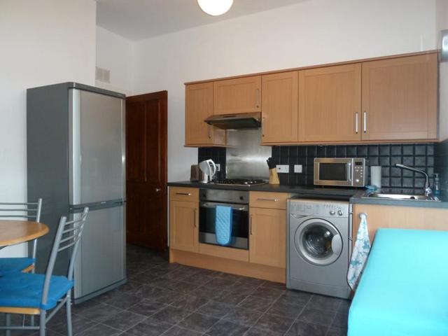  Image of 1 bedroom Flat to rent in Northfield Place Aberdeen AB25 at Rosemount Aberdeen Aberdeen, AB25 1SJ