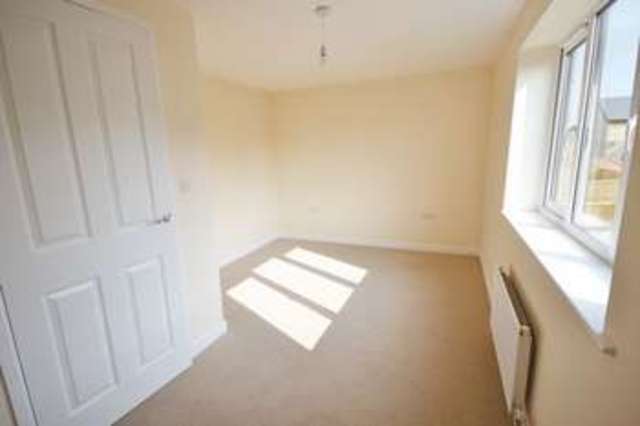  Image of 3 bedroom Terraced house to rent in Oak Road Thurnscoe Rotherham S63 at Oak Road Thurnscoe Rotherham, S63 0AN
