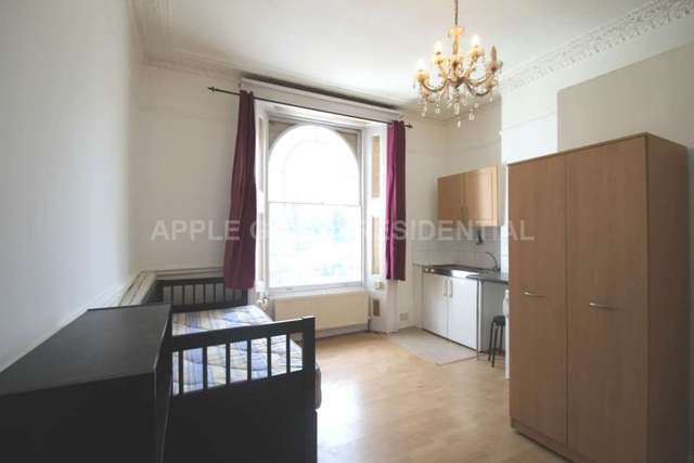  Image of Studio flat to rent in Oakley Square London NW1 at Oakley Square Mornington Crescent London, NW1 1NH