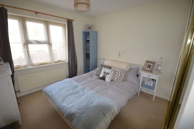  Image of 2 bedroom Detached house to rent in Orchard Close Beaconsfield HP9 at Orchard Close  Beaconsfield, HP9 1TN