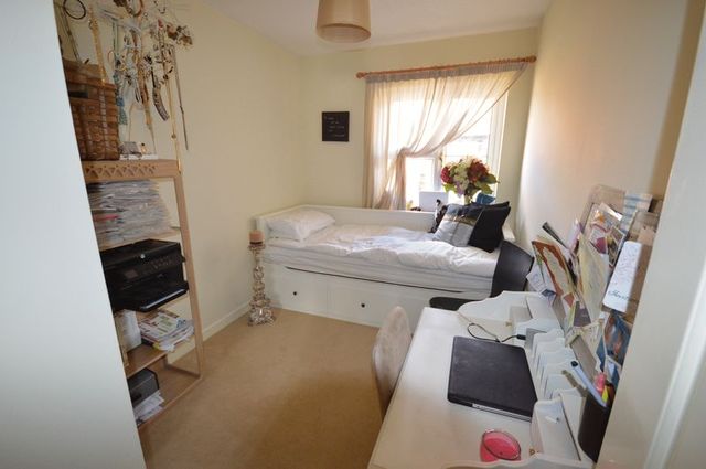 Image of 2 bedroom Detached house to rent in Orchard Close Beaconsfield HP9 at Orchard Close  Beaconsfield, HP9 1TN