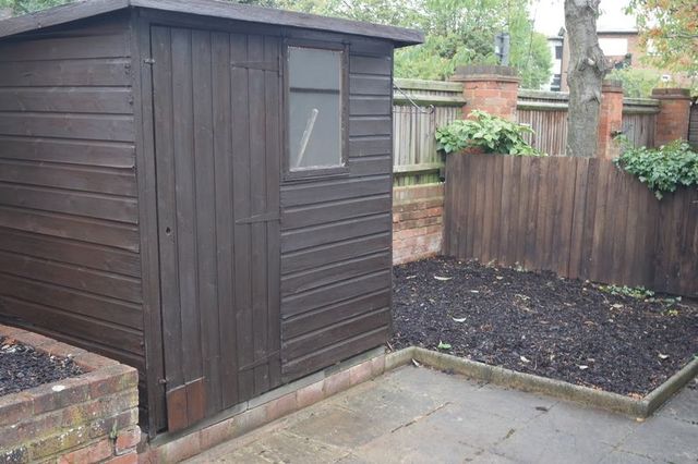  Image of 2 bedroom Detached house to rent in Orchard Close Beaconsfield HP9 at Orchard Close  Beaconsfield, HP9 1TN