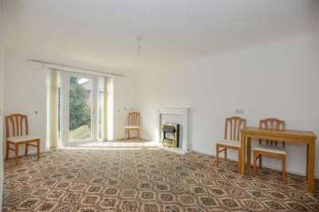  Image of 1 bedroom Retirement Property for sale in Oulton Court Grappenhall Warrington WA4 at Oulton Court Grappenhall Warrington, WA4 2NT