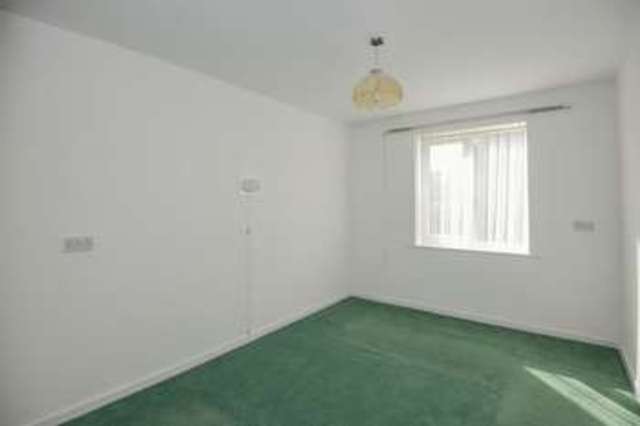  Image of 1 bedroom Retirement Property for sale in Oulton Court Grappenhall Warrington WA4 at Oulton Court Grappenhall Warrington, WA4 2NT