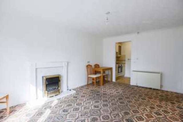  Image of 1 bedroom Retirement Property for sale in Oulton Court Grappenhall Warrington WA4 at Oulton Court Grappenhall Warrington, WA4 2NT