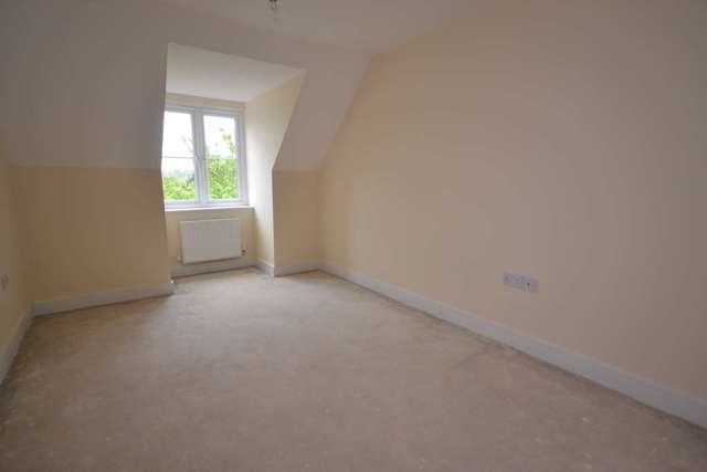  Image of 2 bedroom Flat to rent in Oxford Road Reading RG30 at Oxford Road  Reading, RG30 1EH