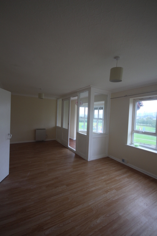  Image of 3 bedroom End of Terrace to rent in Oxton Way Leeds LS9 at Oxton Way  Leeds, W.Yorkshire, LS9 7RX