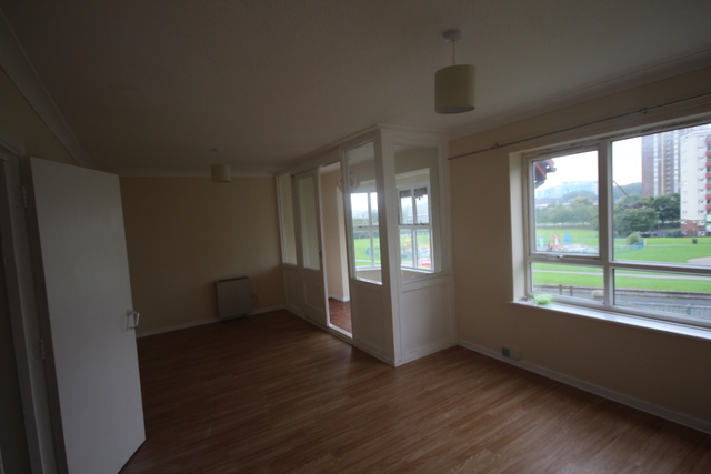  Image of 3 bedroom End of Terrace to rent in Oxton Way Leeds LS9 at Oxton Way  Leeds, W.Yorkshire, LS9 7RX