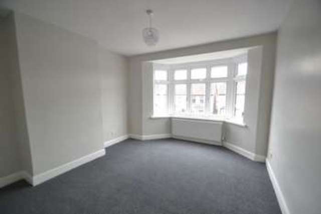  Image of 3 bedroom Detached house to rent in Park Lane Hornchurch RM11 at Park Lane  Hornchurch, RM11 1BH